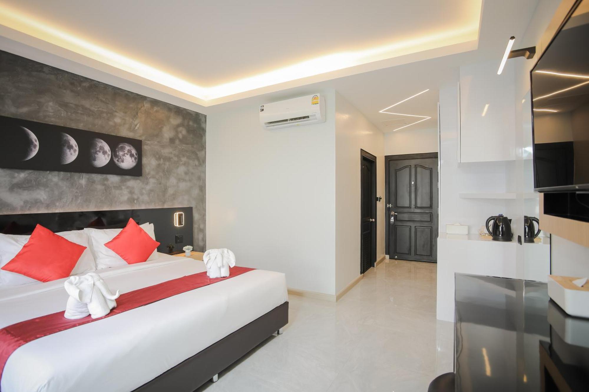 Etk Patong Resort Екстер'єр фото