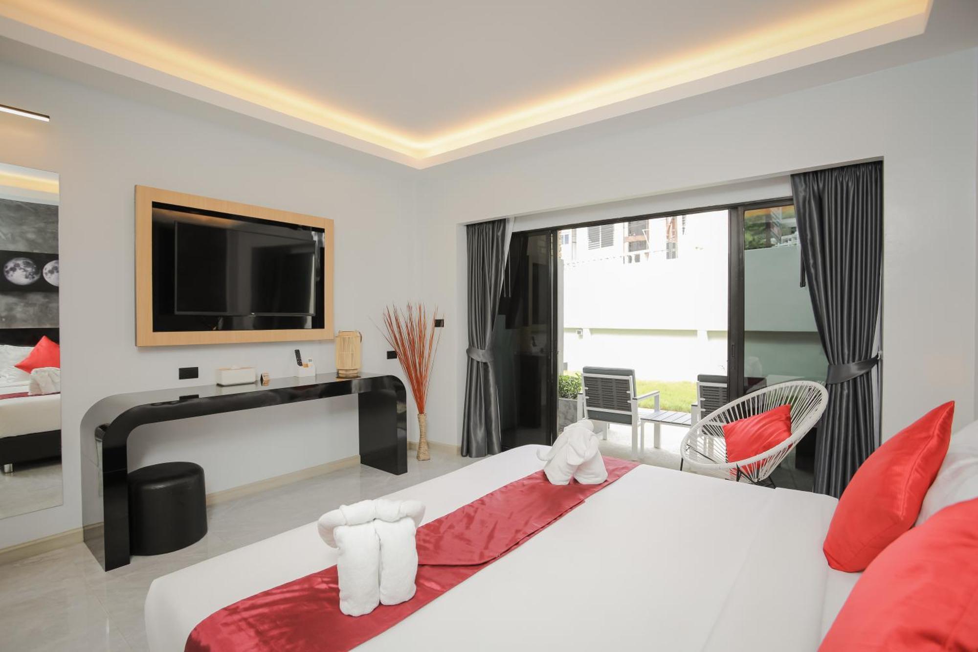 Etk Patong Resort Екстер'єр фото