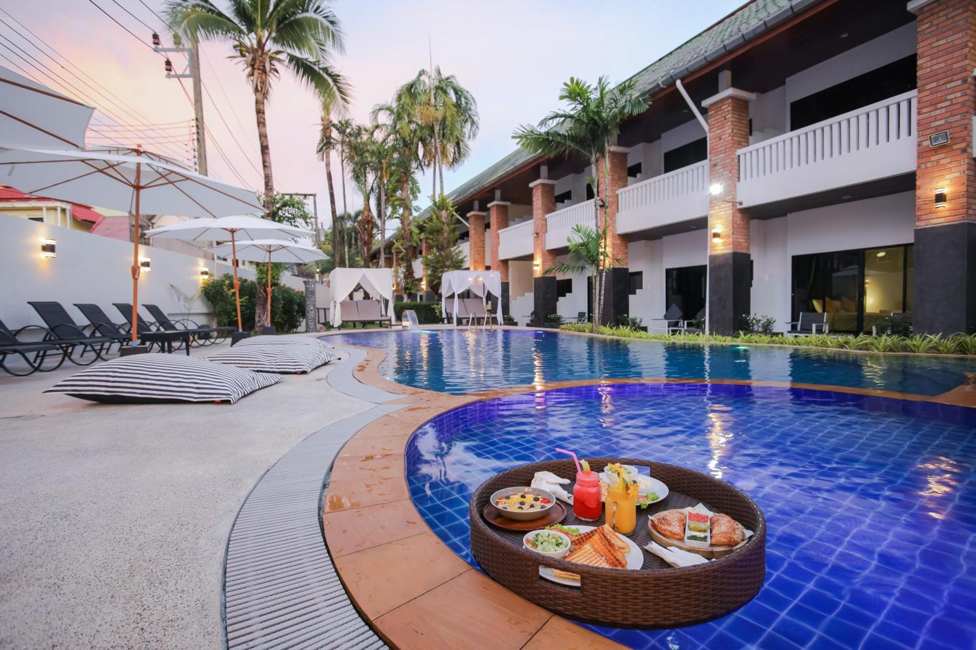 Etk Patong Resort Екстер'єр фото
